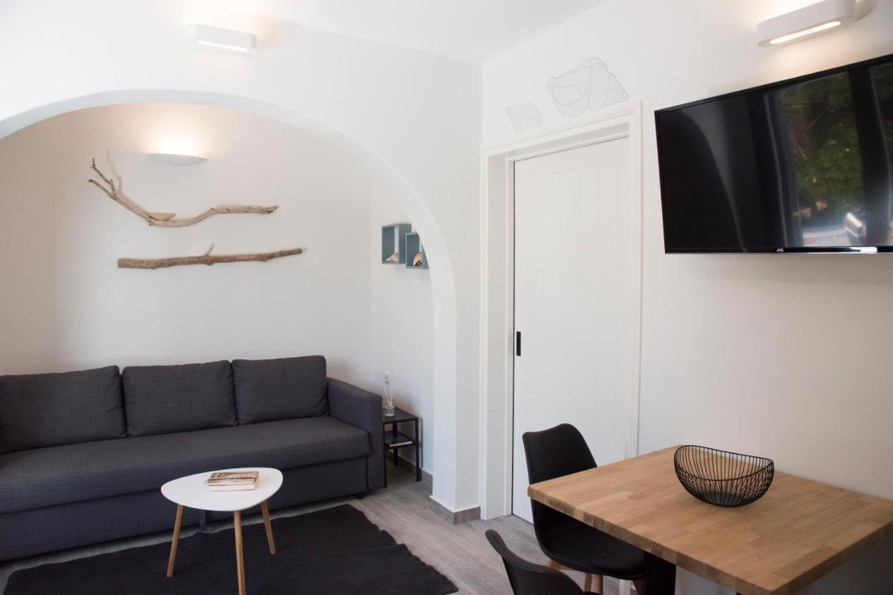 Вилла White New 1Bd House With Private Jacuzzi In Isterni Isterni  Экстерьер фото